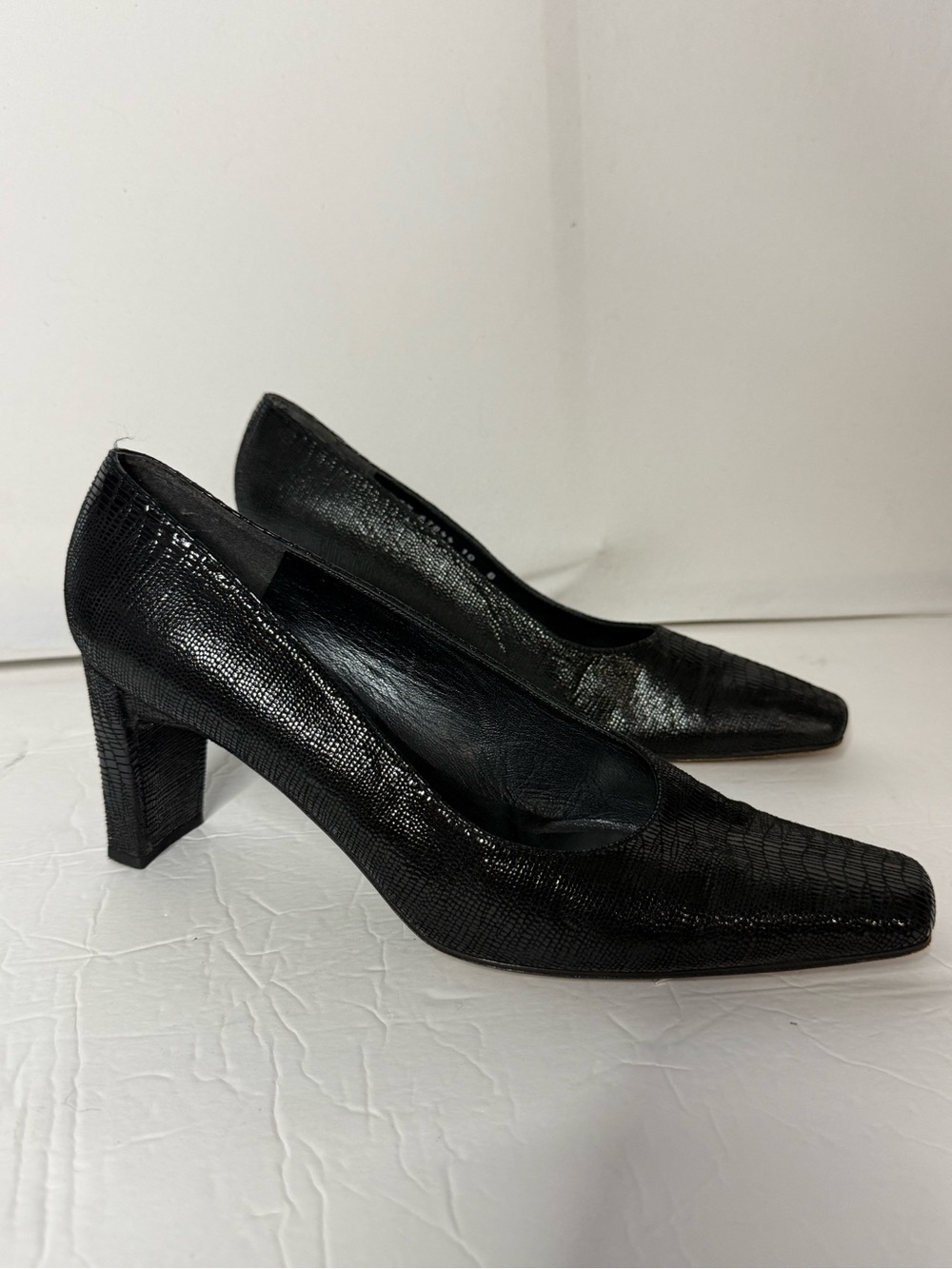Stuart Weitzman Black Textured Eel skin Square-Toe Block Heel Pumps 10